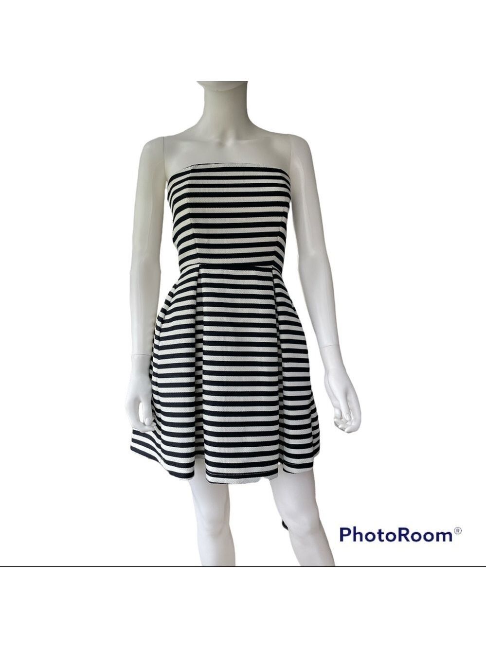 Sans Souci Strapless Fit /Flare Mini Dress Size Small